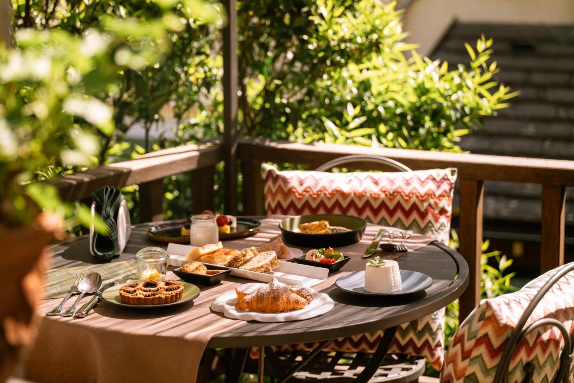 Hotel Villa Edera & La Torretta モネーリア エクステリア 写真