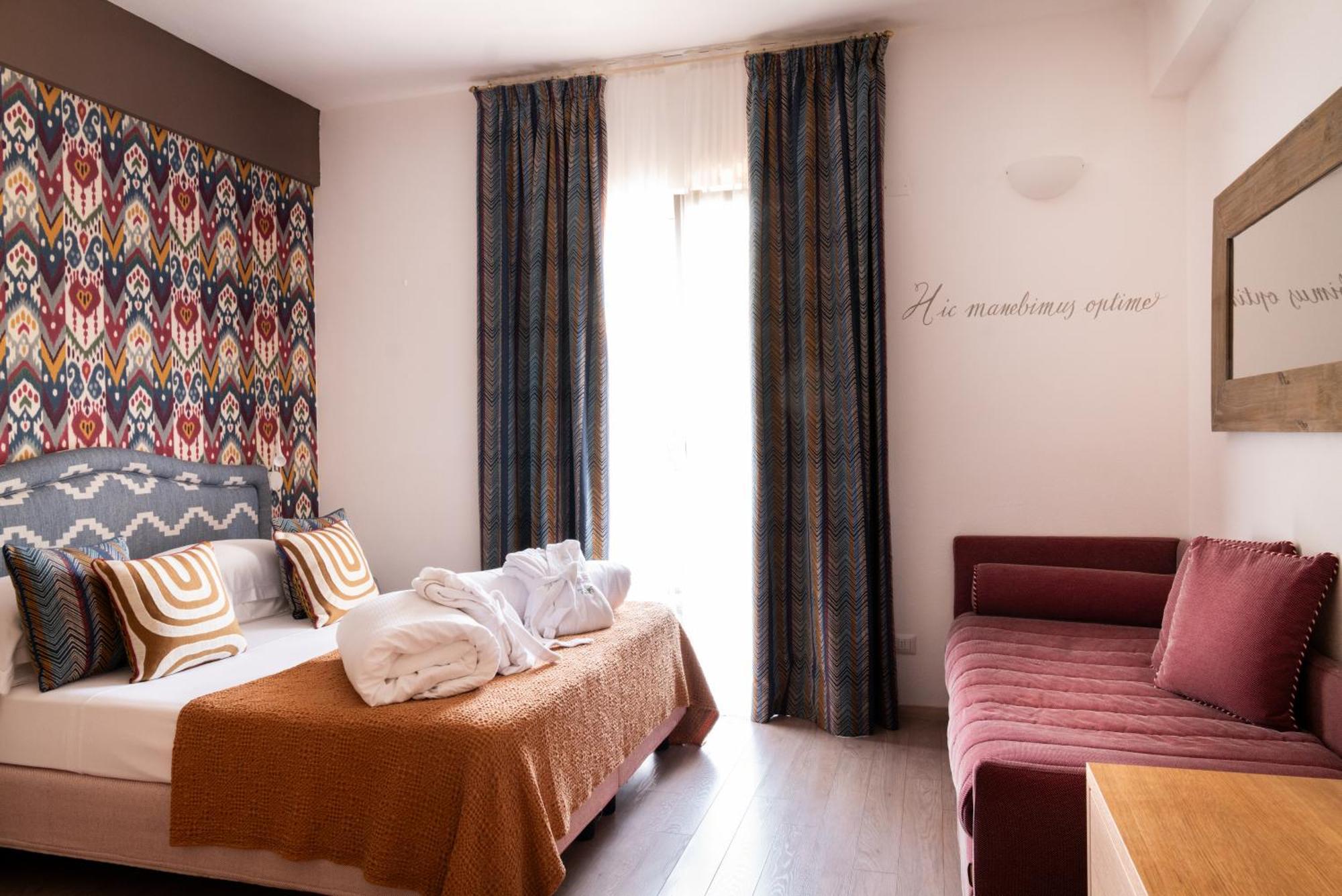 Hotel Villa Edera & La Torretta モネーリア エクステリア 写真