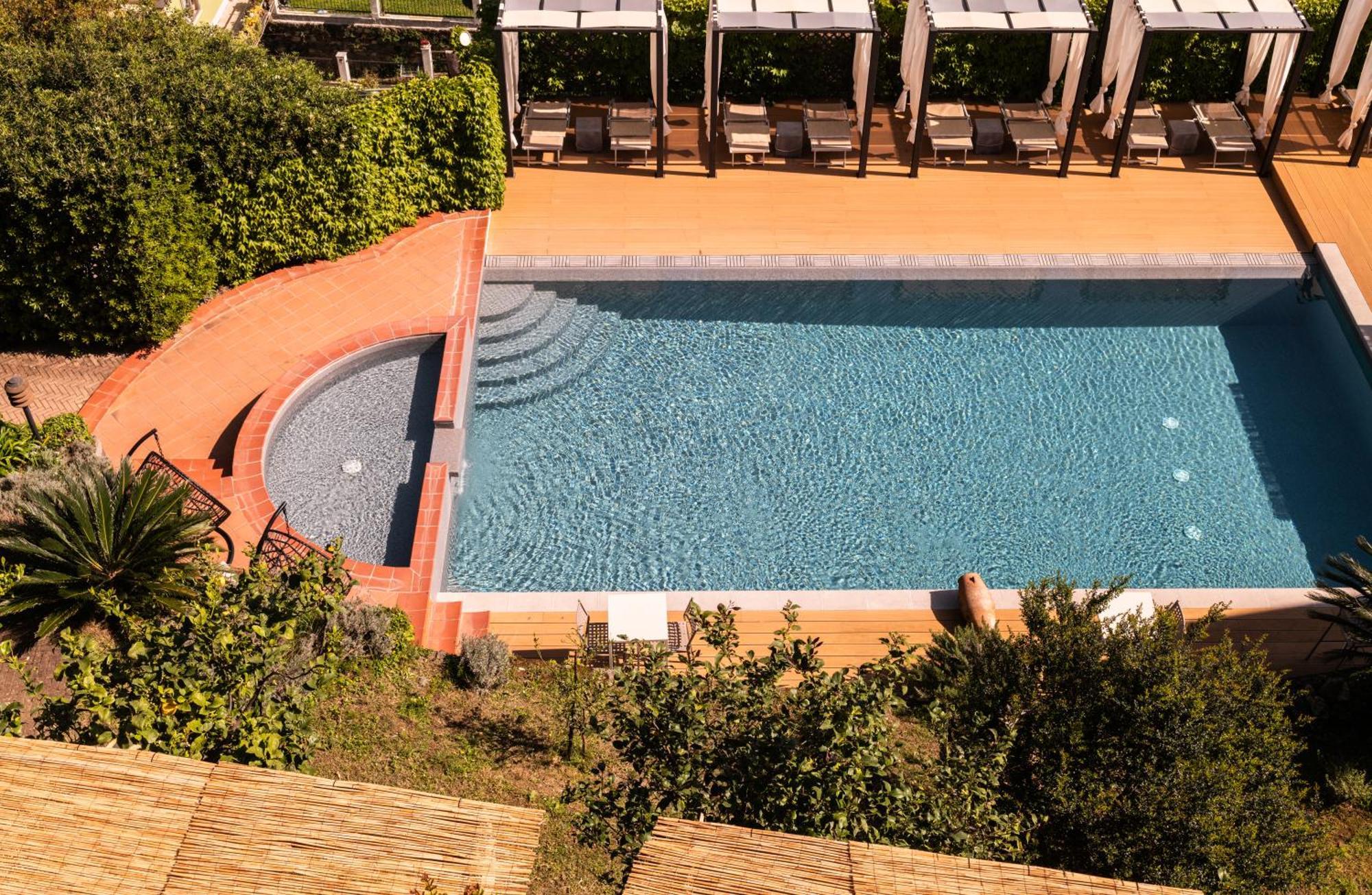 Hotel Villa Edera & La Torretta モネーリア エクステリア 写真
